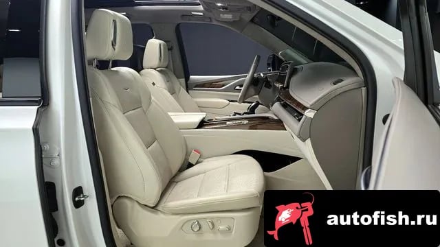 Cadillac Escalade Escalade 5th Generation 2022 года - похожие автомобили