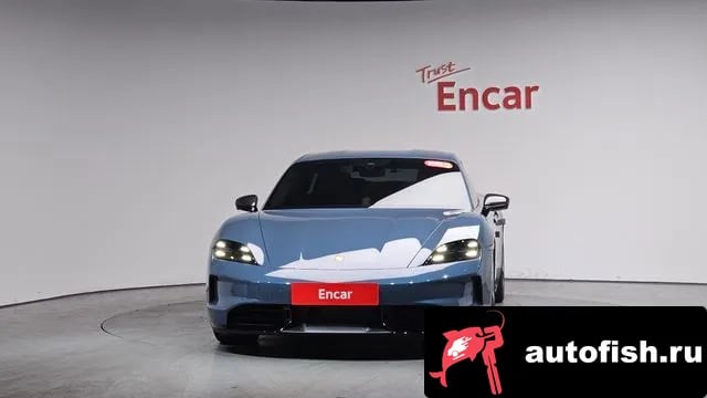 Porsche Taycan Taikan 2025 года - вид 2