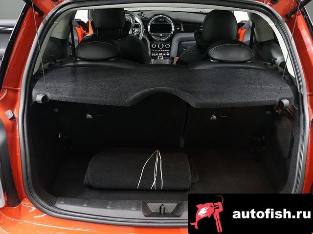 Mini Cooper Cooper D 2019 года - вид 5