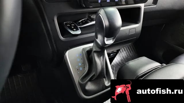 Hyundai Staria Staria 2021 года - похожие автомобили