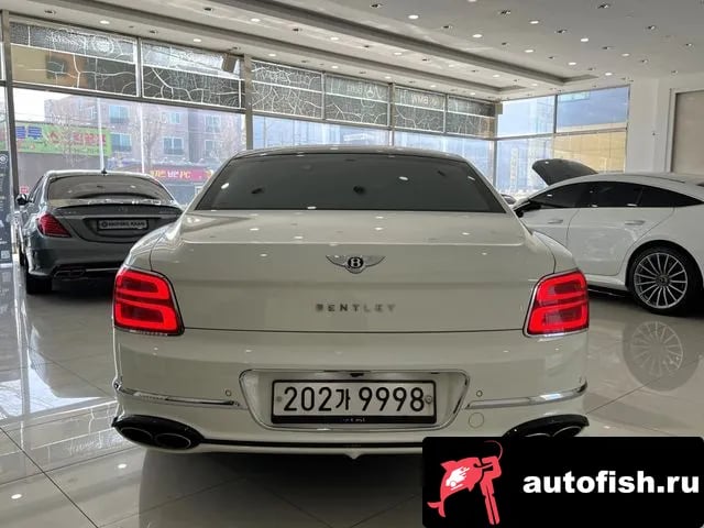 Bentley Flying Spur Flying Spur 3rd Generation 2021 года - вид 4