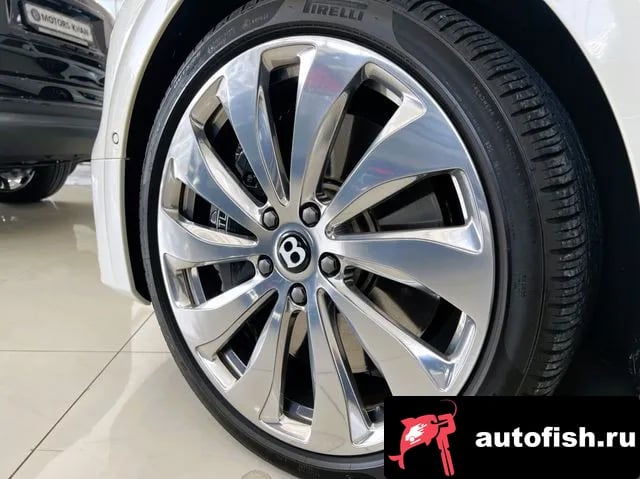 Bentley Flying Spur Flying Spur 3rd Generation 2021 года - похожие автомобили