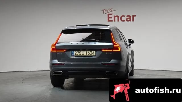 Volvo V60 V60 Cross-country 2nd Generation 2021 года - похожие автомобили