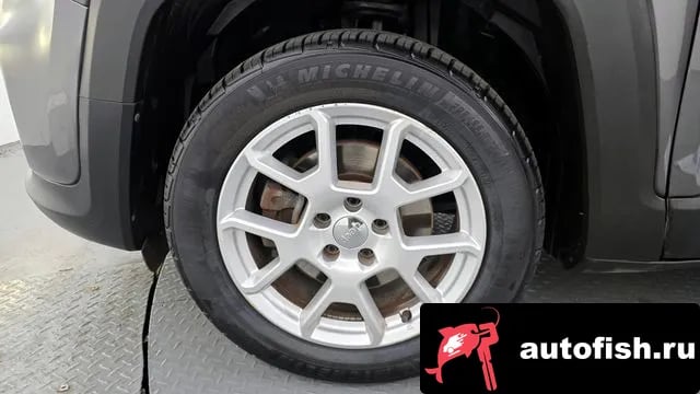 Jeep Renegade Renegade 2019 года - вид 5