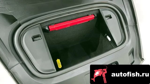 Porsche Taycan Taikan 2022 года - вид 6