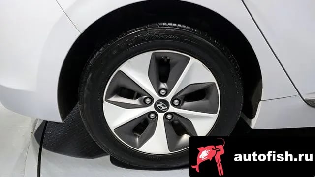 Hyundai Ioniq Ionic Electric 2018 года - вид 5