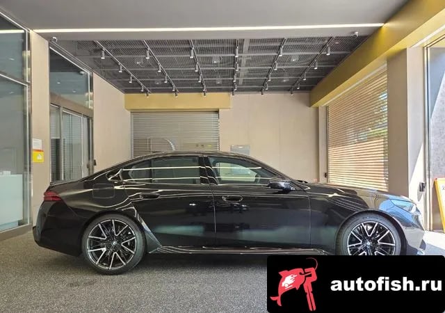 BMW M5 M5 (G90) 2025 года - похожие автомобили