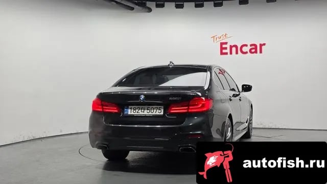 BMW 5-Series 5 Series (G30) 2018 года - вид 4