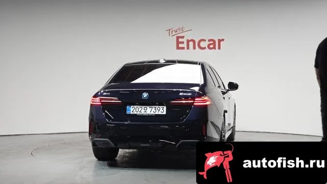 BMW 5-Series 5 Series (G60) 2025 года - вид 4