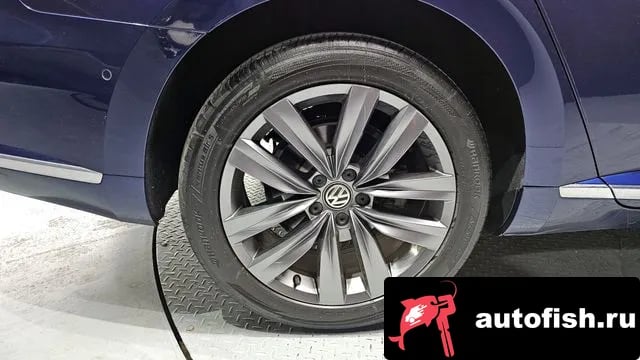 Volkswagen Arteon Atheon 2018 года - вид 5