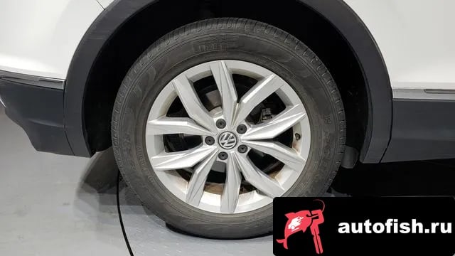 Volkswagen Tiguan Tiguan second Generation 2020 года - вид 5