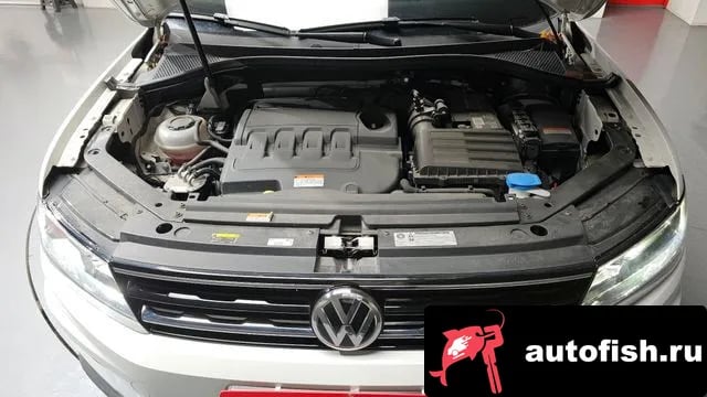 Volkswagen Tiguan Tiguan second Generation 2020 года - вид 6