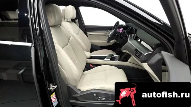 Audi e-tron e-Tron 2024 года - похожие автомобили