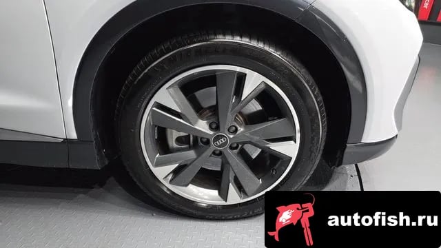 Audi Q4 e-tron Q4 e-Tron (F4) 2024 года - вид 5