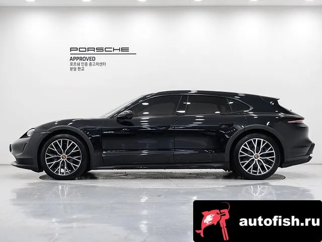 Porsche Taycan Taikan 2023 года - вид 6