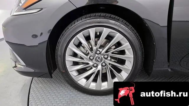 Lexus ES ES300h 7th generation 2024 года - вид 5