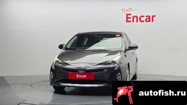 Toyota Prius Prius 4th Generation 2018 года - вид 3