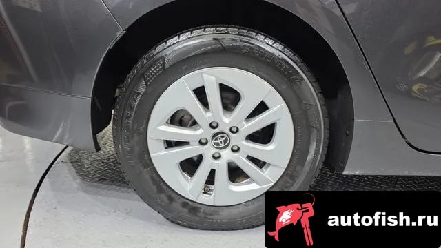 Toyota Prius Prius 4th Generation 2018 года - вид 5