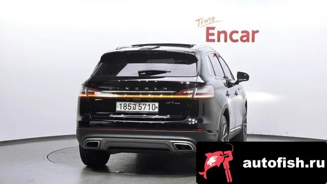 Lincoln Nautilus Nautilus First generation 2020 года - вид 4