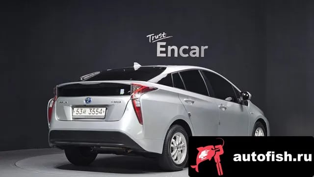 Toyota Prius Prius 4th Generation 2018 года - вид 2