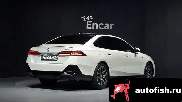 BMW 5-Series 5 Series (G60) 2024 года - вид 2