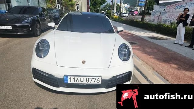 Porsche 911 911 (992) 2022 года - вид 2