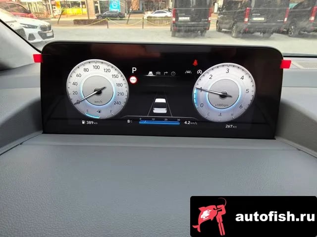 Hyundai Staria Staria 2025 года - похожие автомобили