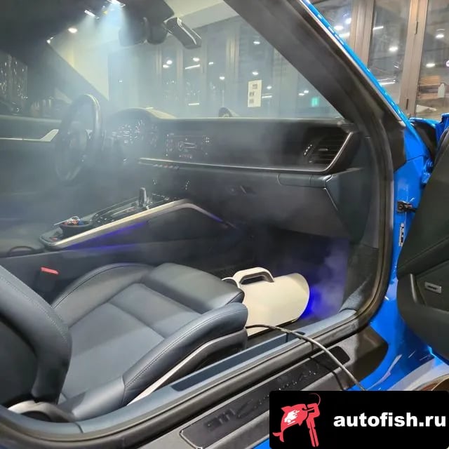 Porsche 911 911 (992) 2022 года - вид 2