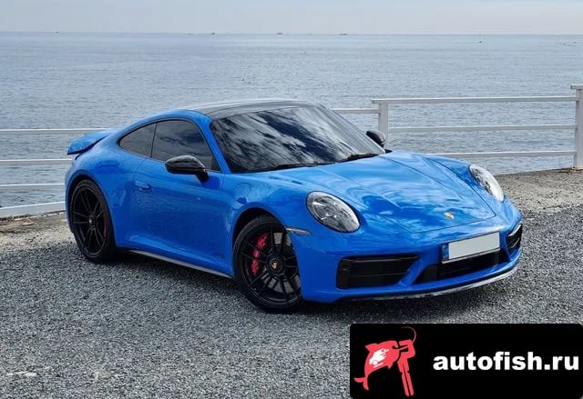 Porsche 911 911 (992) 2022 года - вид 3
