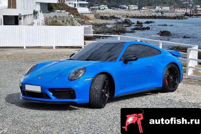 Porsche 911 911 (992) 2022 года - вид 5