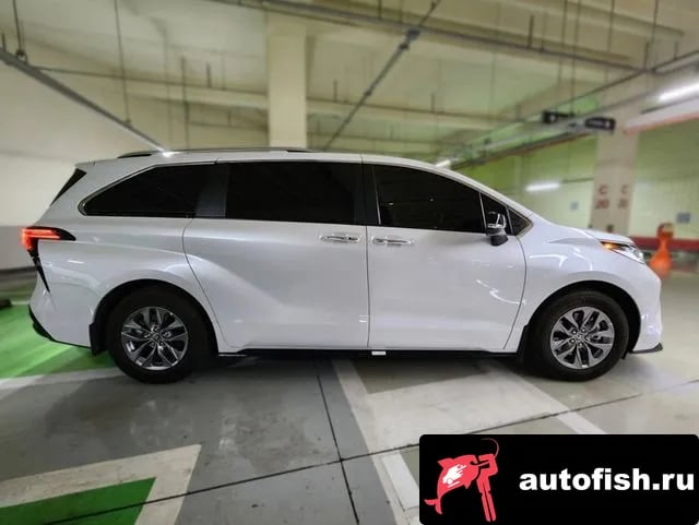 Toyota Sienna Siena 4th Generation 2024 года - вид 3