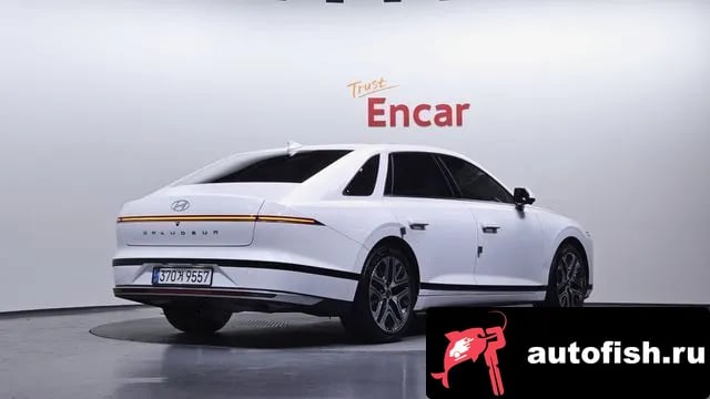 Hyundai Grandeur Granger Hybrid (GN7) 2024 года - автомобиль из Южной Кореи