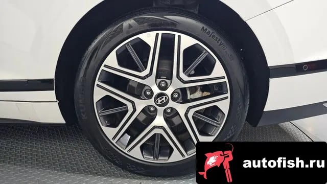 Hyundai Grandeur Granger Hybrid (GN7) 2024 года - вид 4