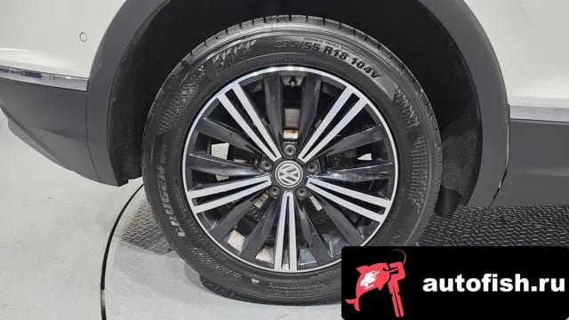 Volkswagen Tiguan Tiguan second Generation 2018 года - вид 5