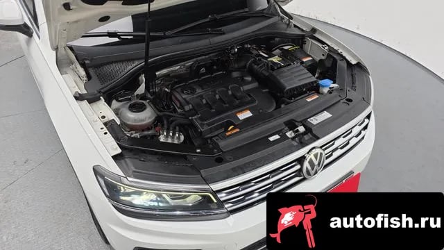 Volkswagen Tiguan Tiguan second Generation 2018 года - вид 6