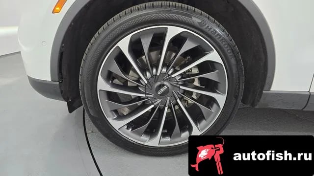 Lincoln Aviator Aviator 2nd generation 2021 года - вид 5