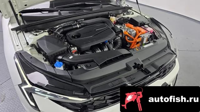 Kia K5 The New K5 Hybrid 3rd generation 2025 года - вид 6