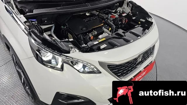 Peugeot 3008 3008 second generation 2018 года - вид 6