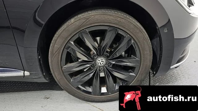 Volkswagen Arteon Atheon 2019 года - вид 5