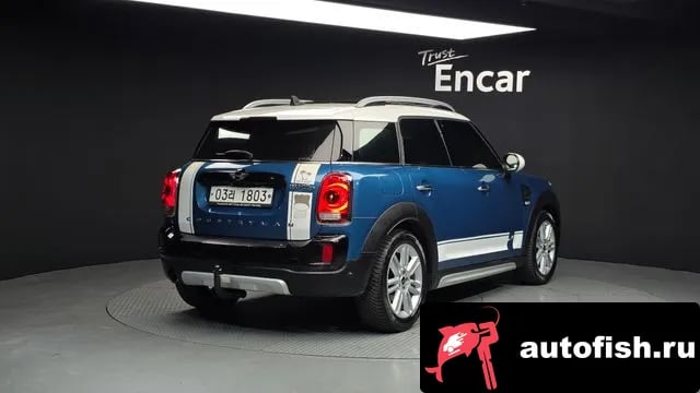 Mini Countryman Cooper D Country Man 2018 года - вид 2