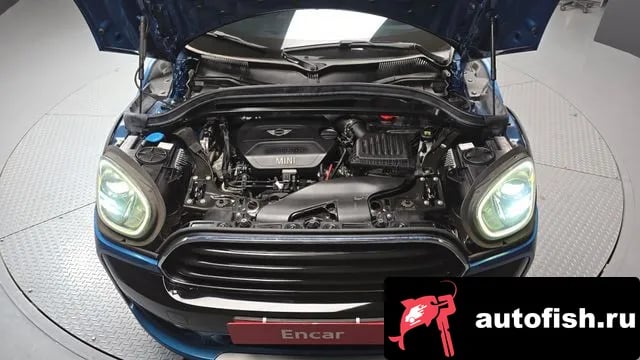 Mini Countryman Cooper D Country Man 2018 года - вид 6