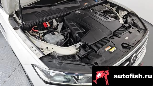 Volkswagen Touareg Tuareg 3rd generation 2021 года - вид 6