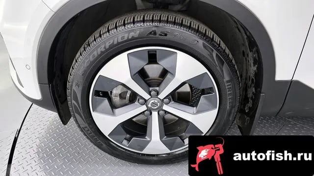 Volvo XC40 XC40 2022 года - похожие автомобили