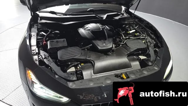 Maserati Ghibli Gibley 2018 года - вид 6