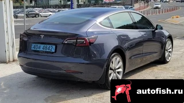 Tesla Model 3 Model 3 2020 года - похожие автомобили