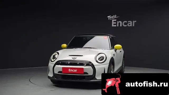 Mini Cooper Cooper Electric 2022 года - вид 3