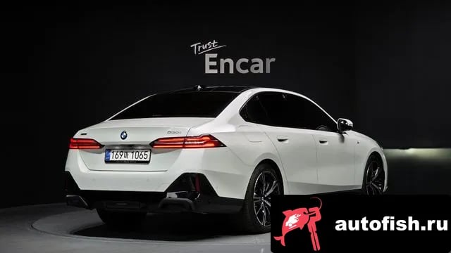 BMW 5-Series 5 Series (G60) 2025 года - вид 2