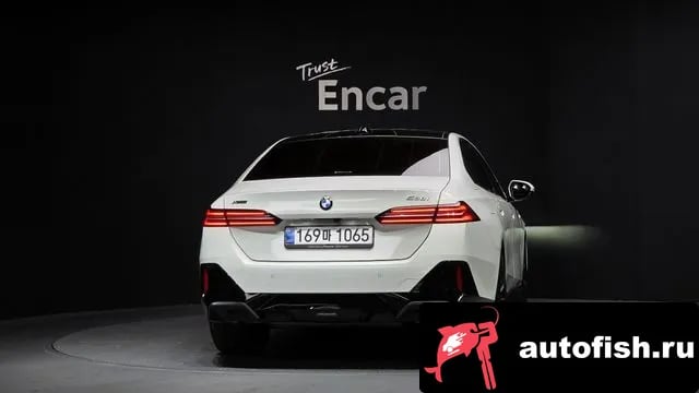 BMW 5-Series 5 Series (G60) 2025 года - вид 4