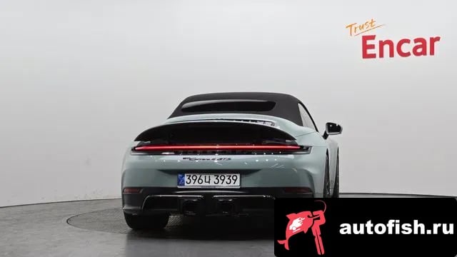 Porsche 911 911 (992) 2025 года - вид 4