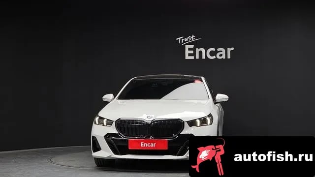 BMW 5-Series 5 Series (G60) 2024 года - вид 3